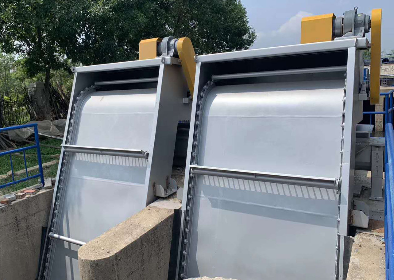 迴轉式雨水格柵除汚機