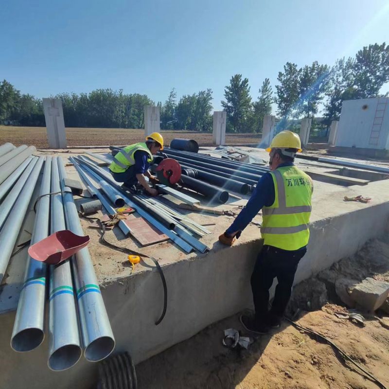 烈日高溫 萬川環(huan)保員工奮戰工地保進(jin)度