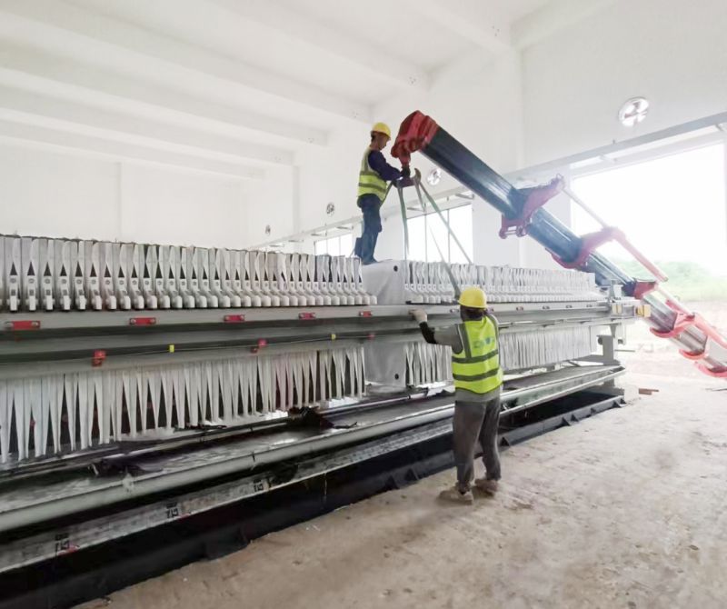 四(si)川自貢工(gong)地雙節施工(gong)忙,堅守崗位獻力量